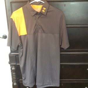 Under Armour size M Loose Fit Polo
